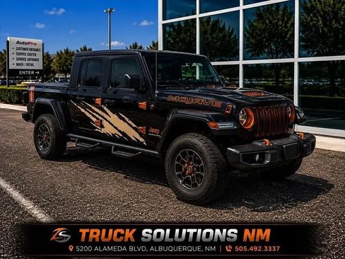 Used 2021 Jeep Gladiator Mojave AWD/4WD image 1