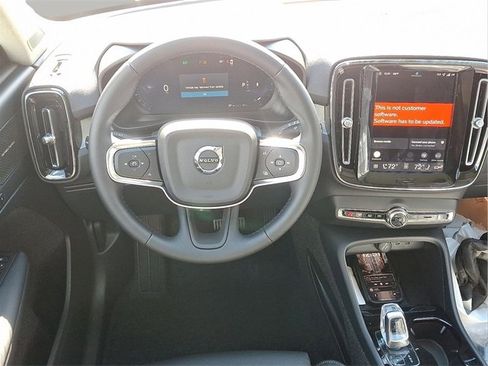 New 2026 Volvo XC40 B5 Ultra w/ Protection Package Premier image 5