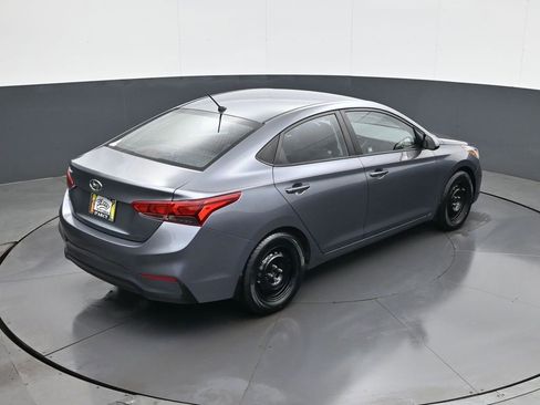 Used 2019 Hyundai Accent SE image 17