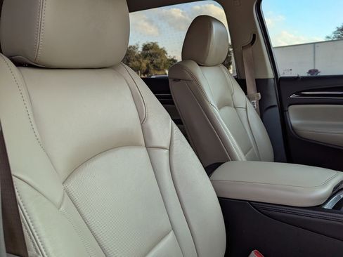 Used 2020 Buick Enclave Essence w/ Sport Touring Edition image 29