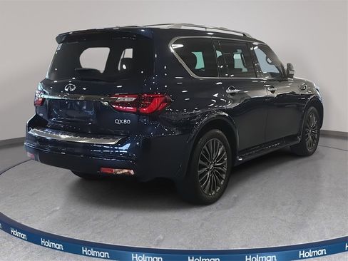 Used 2023 INFINITI QX80 Premium Select w/ Cargo Package image 6