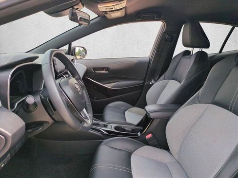 Used 2022 Toyota Corolla XSE FWD image 15