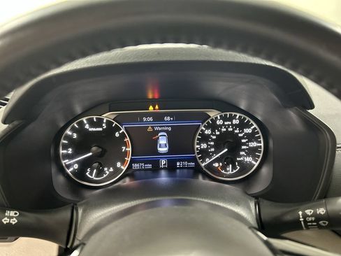 Used 2022 Nissan Altima 2.5 SV w/ SV Premium Package AWD/4WD image 13