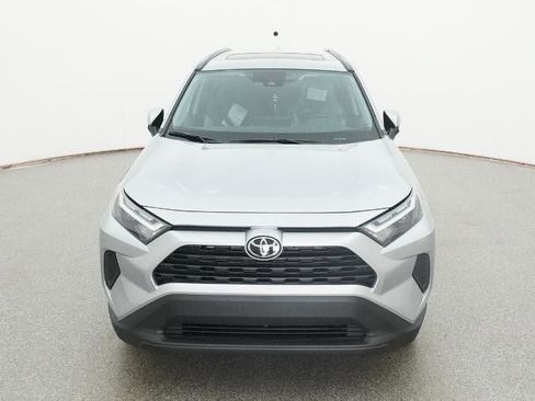 New 2025 Toyota RAV4 XLE image 15