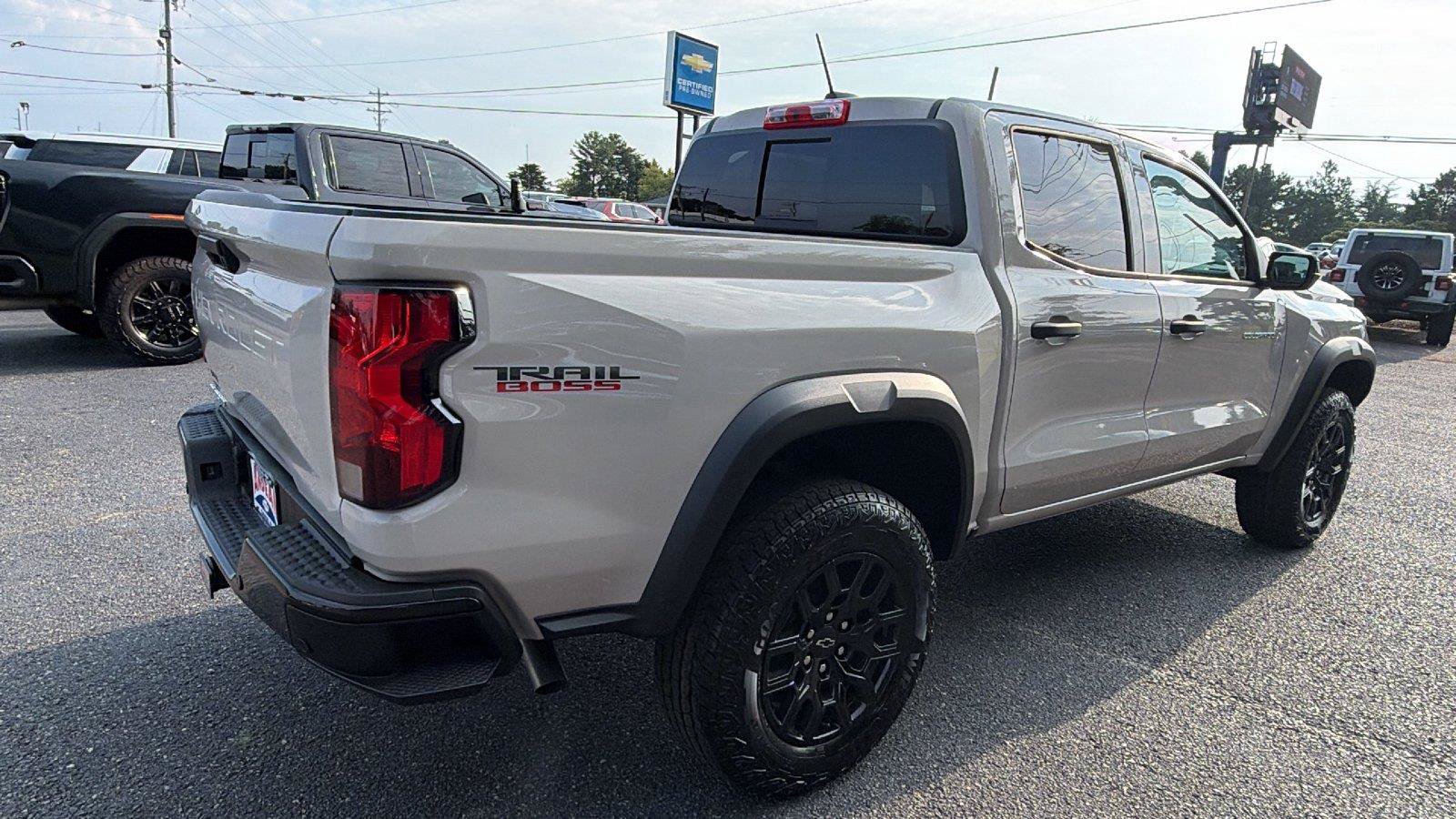 New 2026 Chevrolet Colorado Trail Boss AWD/4WD image 7