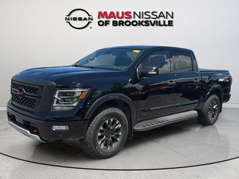 Used 2024 Nissan Titan PRO-4X w/ Pro-4x Convenience Package AWD/4WD image 5