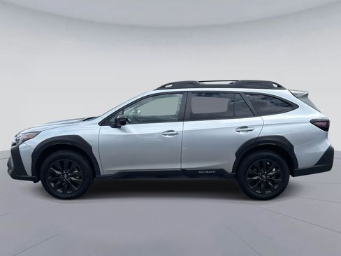 Used 2025 Subaru Outback Onyx Edition AWD/4WD image 7