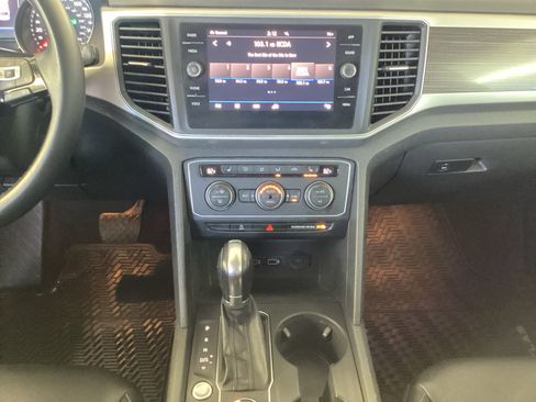 Used 2019 Volkswagen Atlas SE w/ Panoramic Sunroof Package AWD/4WD image 11