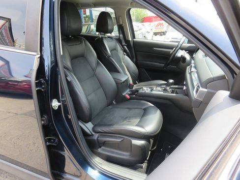 Used 2018 MAZDA CX-5 Touring w/ Preferred Equipment Package AWD/4WD image 11