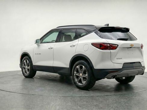 Used 2025 Chevrolet Blazer LT FWD image 6