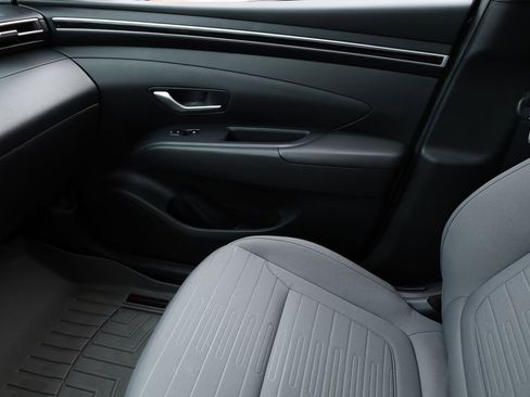 Used 2023 Hyundai Santa Cruz SEL image 11