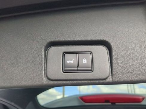 Used 2022 Nissan Rogue Platinum w/ Head-Up Display Package image 15