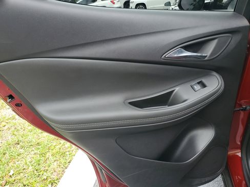 Used 2023 Buick Encore GX Essence w/ Experience Buick Package image 4