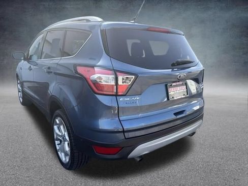 Used 2018 Ford Escape Titanium w/ Ford Safe & Smart Package FWD image 10