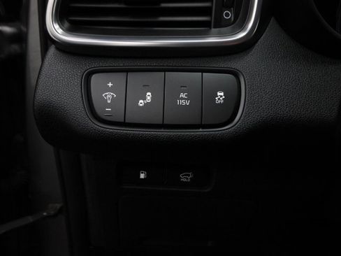 Used 2017 Kia Sorento EX w/ EX V6 Premium Package image 16