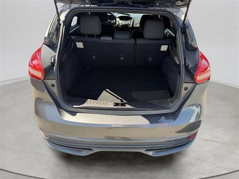 Used 2016 Ford Focus ST FWD image 32