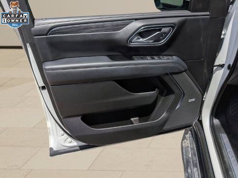 Used 2022 GMC Yukon SLT w/ SLT Luxury Package AWD/4WD image 25