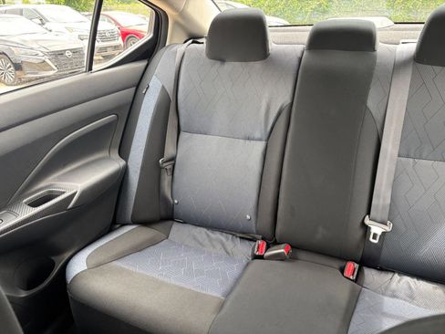 Used 2025 Nissan Versa SV FWD image 37