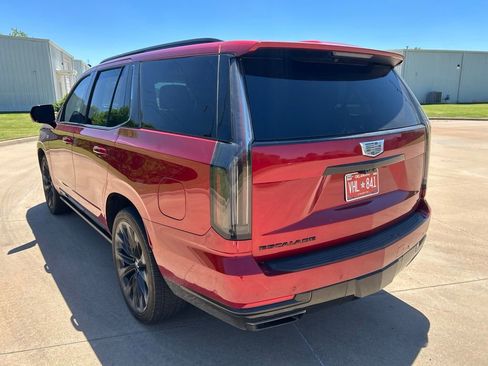 Used 2025 Cadillac Escalade Sport Platinum w/ LPO, ONYX Package AWD/4WD image 5