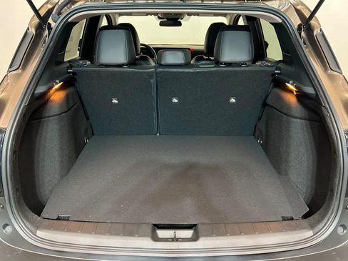 New 2026 Nissan Kicks SR AWD/4WD image 22