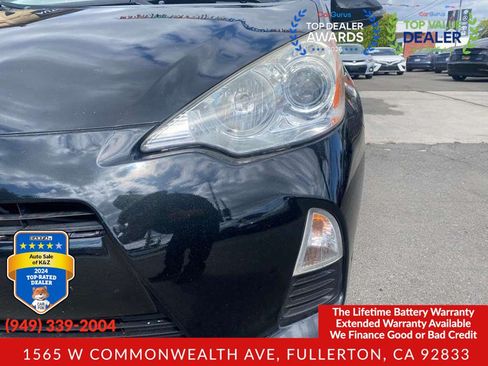 Used 2012 Toyota Prius C Two FWD image 15