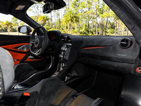 Used 2021 McLaren 765LT image 78