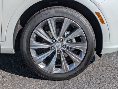 New 2026 Buick Envista Avenir image 11