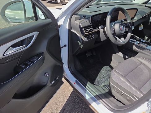 New 2026 Buick Envision Avenir image 10