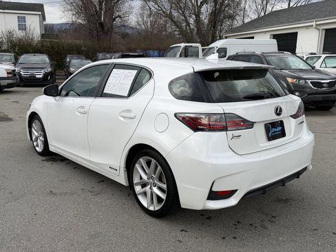 Used 2014 Lexus CT 200h image 8