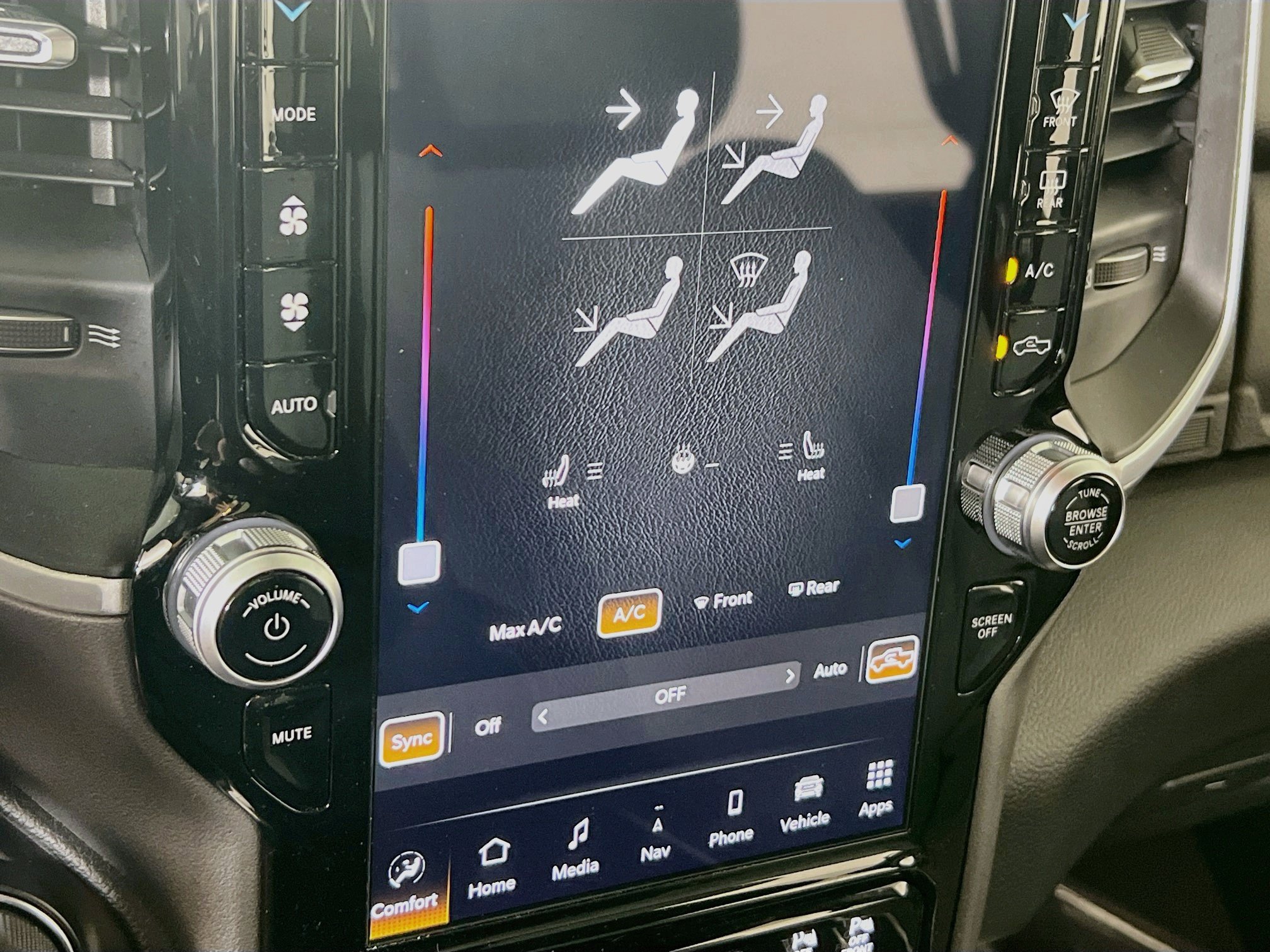 Used 2023 RAM 1500 Big Horn AWD/4WD image 16