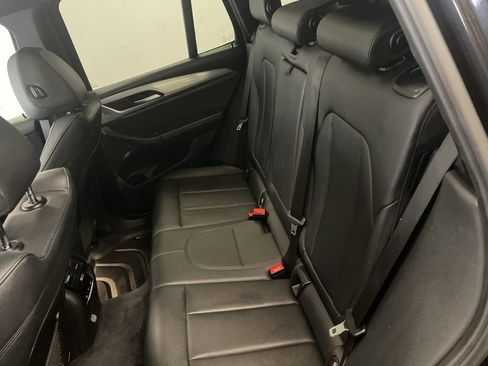 Used 2019 BMW X3 xDrive30i w/ Premium Package image 17