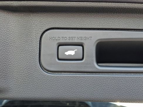 Used 2023 Honda Pilot Elite image 34