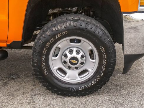Used 2018 Chevrolet Silverado 2500 W/T w/ WT Fleet Convenience Package RWD image 5