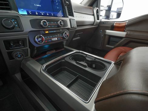 Used 2022 Ford F450 King Ranch w/ King Ranch Ultimate Package image 21