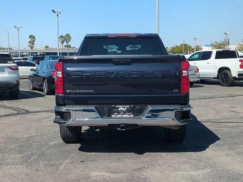 Used 2023 Chevrolet Silverado 1500 LT AWD/4WD image 7