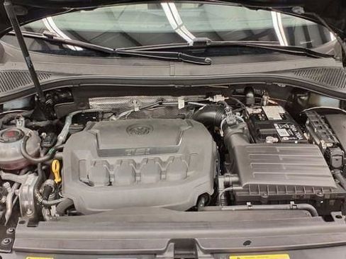 Used 2024 Volkswagen Tiguan S image 33
