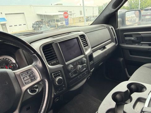 Used 2021 RAM 1500 Warlock w/ Luxury Group AWD/4WD image 4