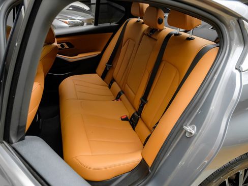 Used 2024 BMW 330i Sedan w/ Convenience Package RWD image 43