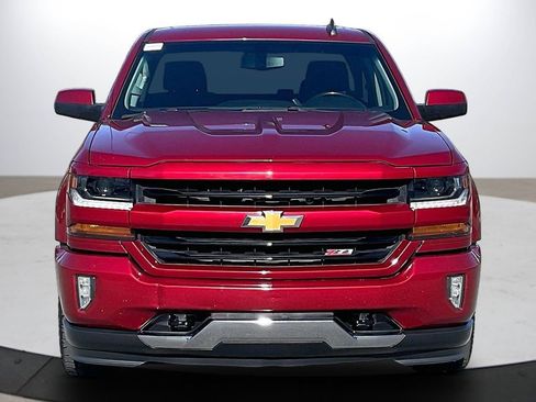 Used 2018 Chevrolet Silverado 1500 LT w/ All Star Edition image 3