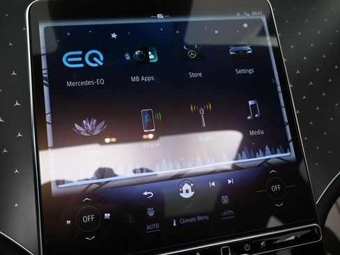 Used 2023 Mercedes-Benz EQE 350+ Sedan w/ Exclusive Trim Package image 16