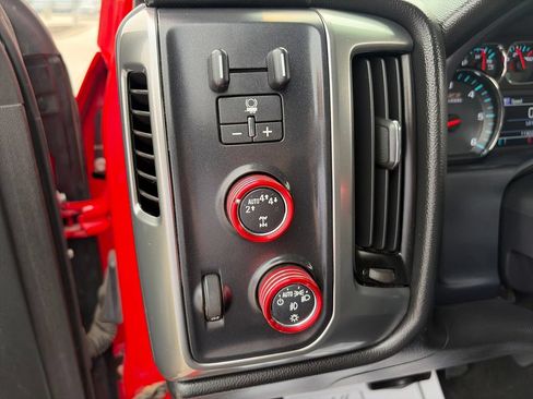Used 2017 Chevrolet Silverado 1500 LT w/ All Star Edition AWD/4WD image 18