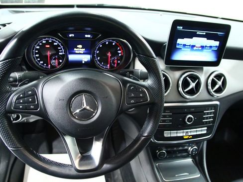 Certified 2019 Mercedes-Benz CLA 250 4MATIC image 6