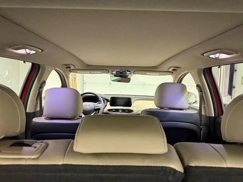 Used 2023 Hyundai Santa Fe Limited w/ Cargo Package AWD/4WD image 11