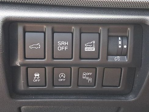 Used 2019 Subaru Forester Limited AWD/4WD image 27