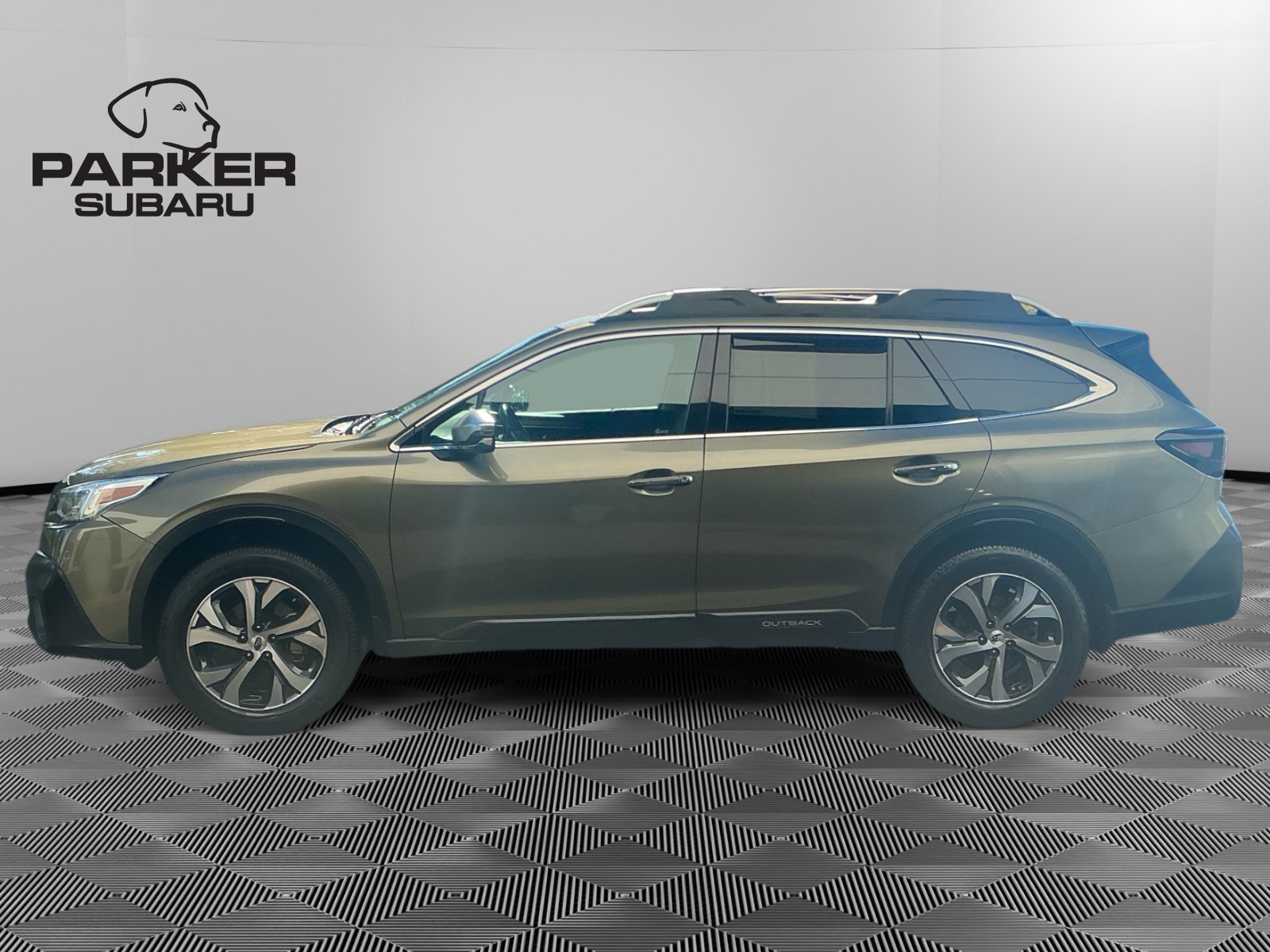 Used 2020 Subaru Outback Touring w/ Popular Package #2 AWD/4WD image 2