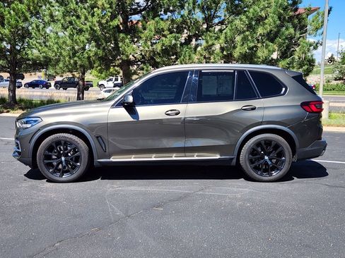 Used 2023 BMW X5 xDrive40i w/ Premium Package AWD/4WD image 2