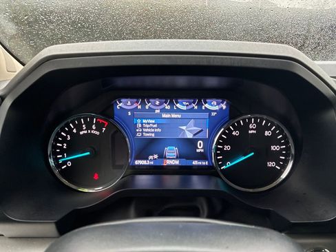 Used 2024 Ford Expedition Max XLT image 16