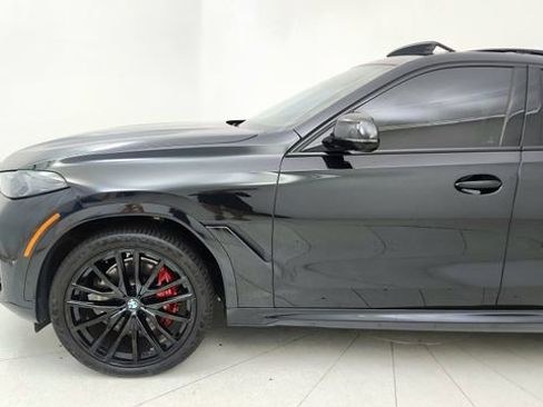 Used 2025 BMW X6 xDrive40i w/ Executive Package image 9