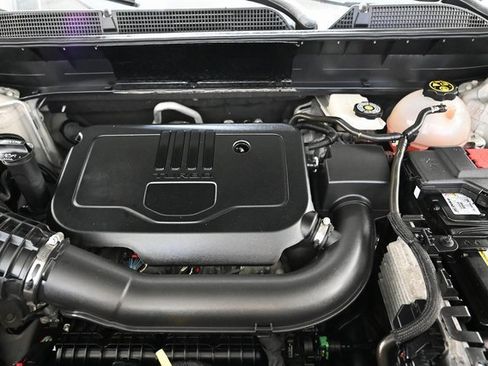 Used 2023 GMC Acadia SLE w/ Driver Convenience Package image 30