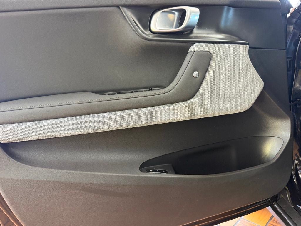 Used 2024 Polestar Polestar 2 AWD/4WD image 16